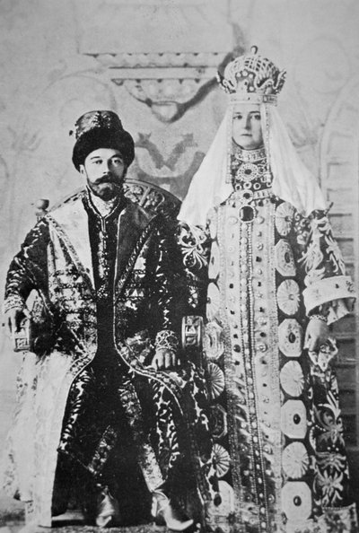 Tsar Nicholas II and Tsaritsa Alexandra in full coronation regalia, May 1896 by Russian Photographer