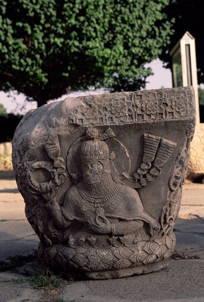Capital showing Khosrow II as a victorious warrior, c.620 by Sasanian School