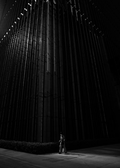 Urban Lines Walk by Satoshi Hata