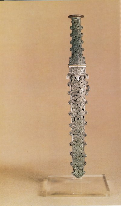 Dagger and scabbard, Warring States by School Chinese