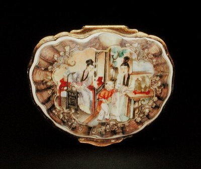 Lid of Snuff Box in the Form of a Shell, Qianlong Period (1736-95) c.1760 by School Chinese