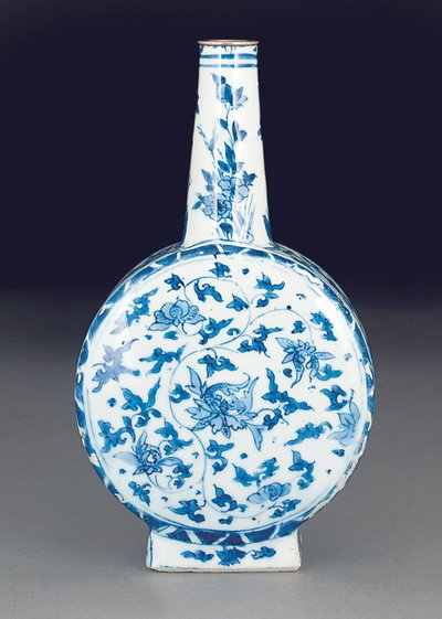 Pilgrim Flask for the Iberian Market, First Half of the 17th Century by School Chinese