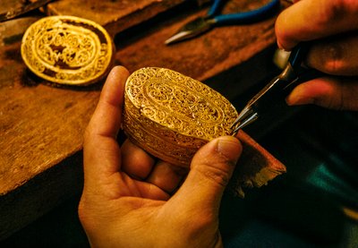 A gold filigree box from a Spanish shipwreck is repaired by Sisse Brimberg