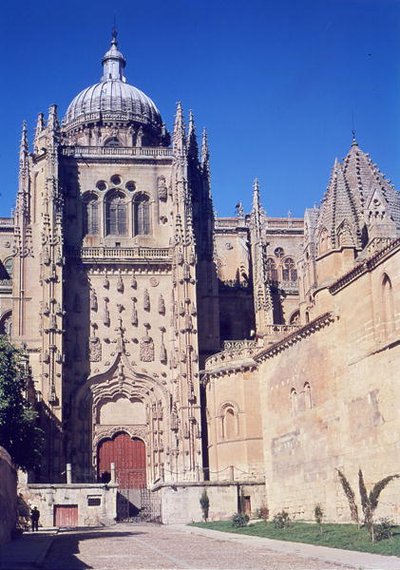 View of the south portal and the Torre del Gallo by Spanish School