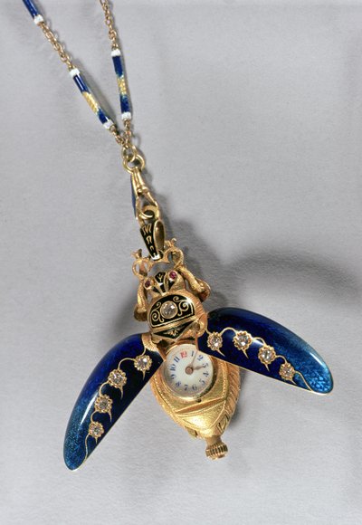 Scarab-shaped hunter-cased pendant watch by Swiss School