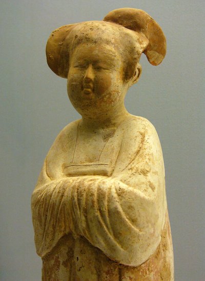 Painted pottery and gilded, female figurine, Tang Dynasty (618-907), Shanghai National Museum. Photography, Leonard de Selva, China, 2006 by Tang Dynasty Chinese School