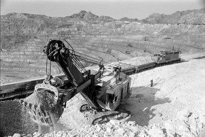 Loading copper ore at Morenci mine for Phelps Dodge Smelter Douglas Arizona by Ted Spiegel