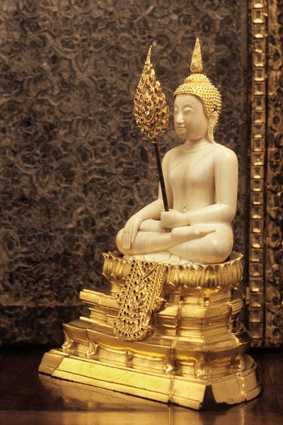 The Lord of Victory by Thai School