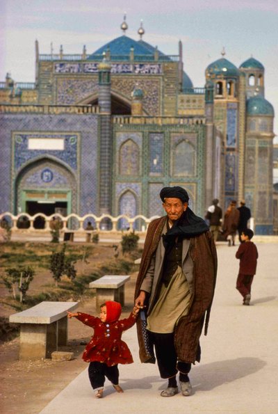 Visitors to mosque and mausoleum at Mazar-i-Sharif, Masjid-e-Kabud aka Rawze-e-Sharif by Thomas J. Abercrombie