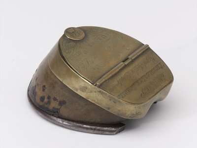 Horse’s hoof inkwell belonging to Captain William Tyrwhitt Drake, Royal Horse Guards, c.1829 by Thomas Lee