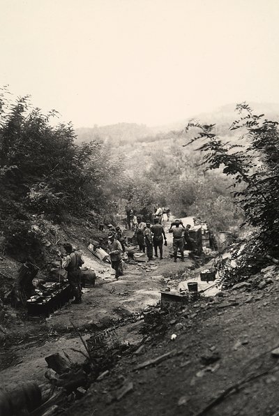 Italian soldiers of World War I in Podgora, on the Italian-Austrian front by Ugo Ojetti
