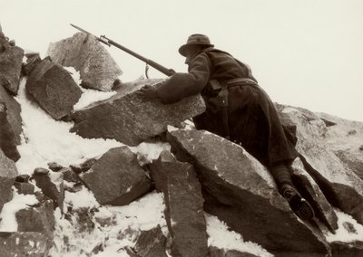 Sentry duty on Adamello during World War I by Ugo Ojetti