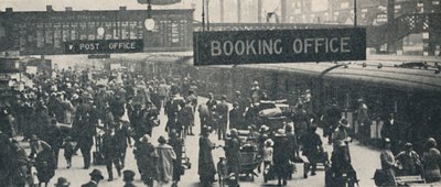 A Holiday Scene at Liverpool Street Station, 1926 by Unbekannt