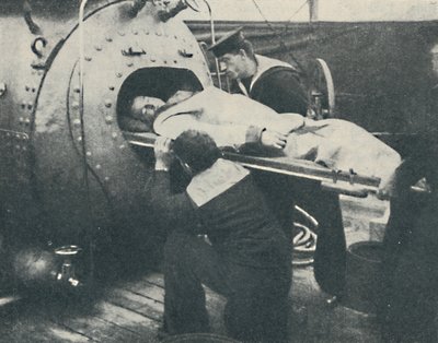 A Recompression Chamber by Unbekannt