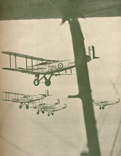 A Squadron of the Royal Air Force Flying in Formation, 1927 by Unbekannt