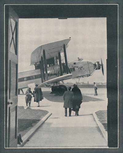 A Symbol of the Modern World - Passengers Embarking at Croydon Aerodrome, c1935 by Unbekannt