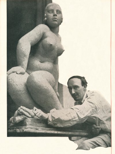 A Cameo by Frank Dobson Booths Has The Magic of Pygmalion. It Makes Even Some Statues Come To Life by Unbekannt