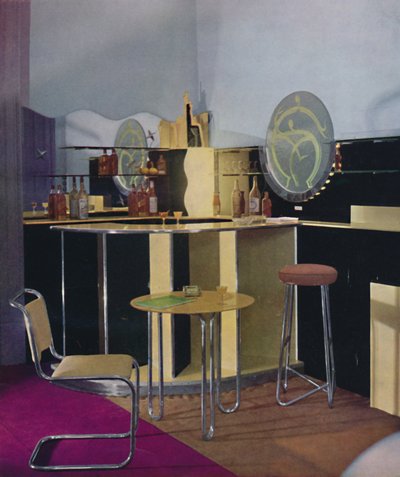 A cocktail bar by the British Vitrolite Company of London, designed by Kenneth Cheesman by Unbekannt