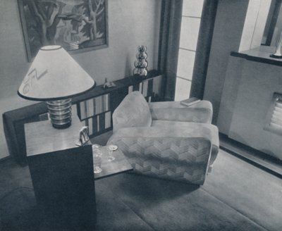 A Small Room Designed and Furnished by Michael Dawn, Bedford, England by Unbekannt