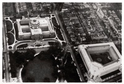 Aerial View of the Library of Congress, Washington DC, USA, from a Zeppelin, 1928-1933 by Unbekannt