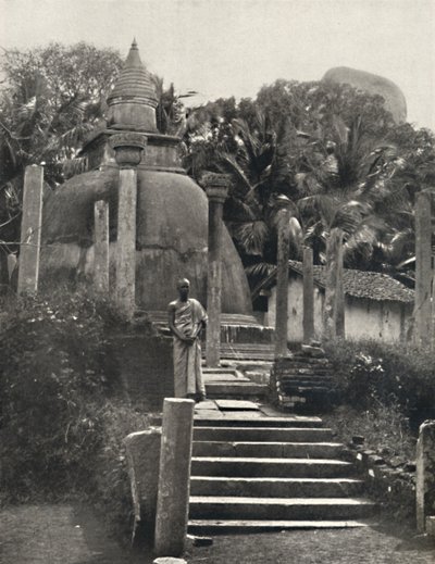 Ambatthala Dagoba in Mihintale, resting place of the relics of Mahinda, built 275 BC by Unbekannt