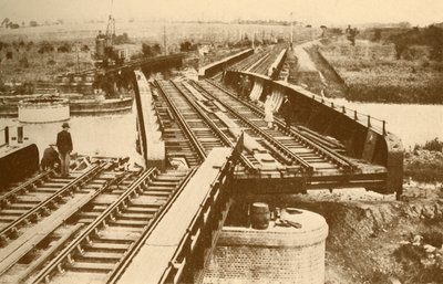 An Electrically Operated Swing Bridge, at Beccles, near Yarmouth by Unbekannt