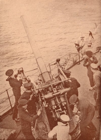 An anti-aircraft gun in action on a British battleship by Unbekannt