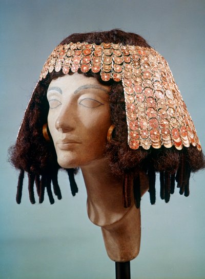 Ancient Egyptian Headdress and Earrings, 18th Dynasty by Unbekannt