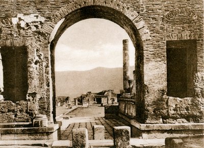 Arco di Nerone, Pompeii, Italy by Unbekannt