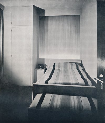 Bedroom by Bird Iles Ltd., of London, 1936 by Unbekannt