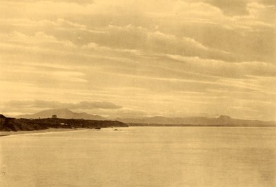 Biarritz - La Chaine des Pyrenees by Unbekannt