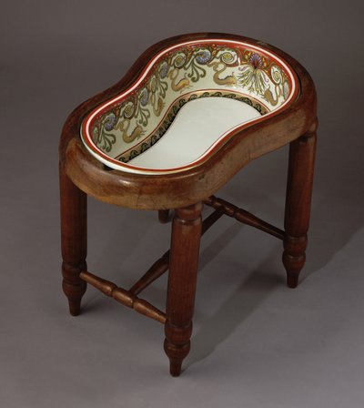 Bidet of Elisabeth of Bavaria, Carl Knoll Porcelain Factory, Carlsbad (1887-1890) by Unbekannt