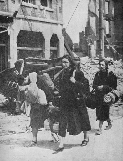 British troops hold out in Louvain as refugees leave the city, 1940 by Unbekannt