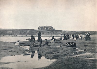 Bundoran - The East Strand, with the Great Northern Hotel by Unbekannt