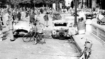 Burned Out Cars, Place de la Concorde, Liberation of Paris by Unbekannt