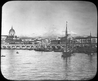 Catania and Mount Etna, Sicily, Italy, late 19th or early 20th century by Unbekannt