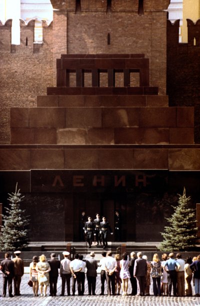 Changing of the Guard at Lenin