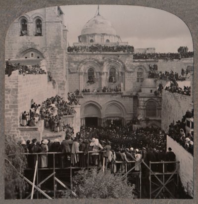 Crowds Filling Every Niche of the Holy Sepulchre Church, c1900 by Unbekannt