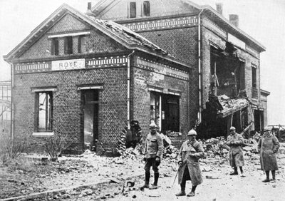 Damaged Railway Station at Roye, France, First World War, 1918, c. 1920 by Unbekannt