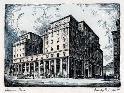 Devonshire House, Berkeley Street, London, c1910-1929 by Unbekannt