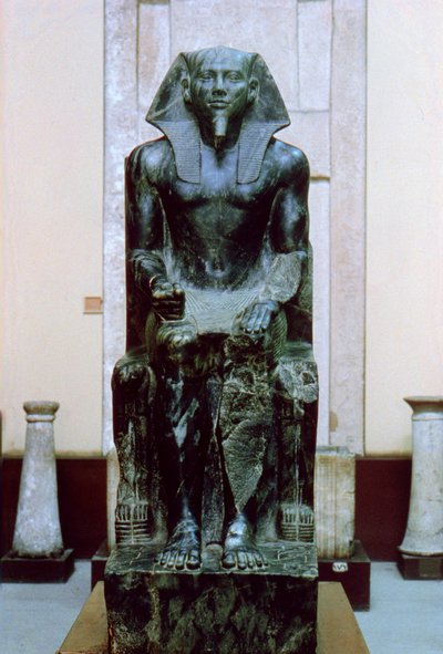 Diorite statue of the Ancient Egyptian pharaoh Khafre, 26th century BC by Unbekannt