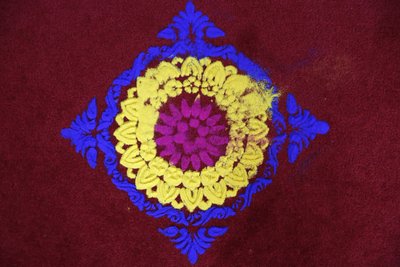 Diwali rangoli in Shirdi Sai Baba temple, Leicester, United Kingdom by Unbekannt