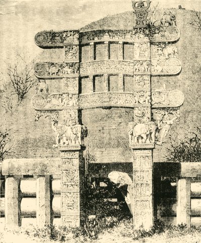 East Gate of the Great Stupa of Sanchi (1890) by Unbekannt