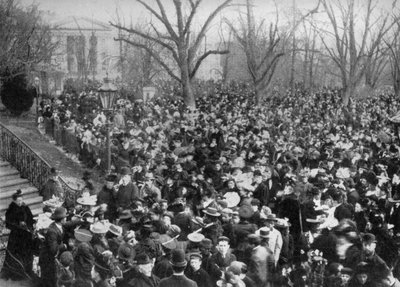 Easter Egg Rolling, The White House, Washington DC, USA by Unbekannt