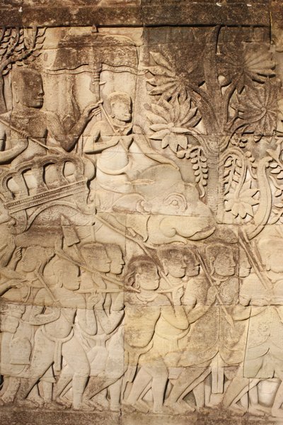 Elephants and Warriors: Relief Sculpture on the East Outer Gallery at Bayon by Unbekannt