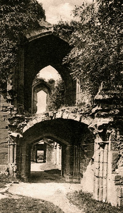 Entrance to the Banqueting Hall, Kenilworth Castle, Warwickshire, early 20th century by Unbekannt