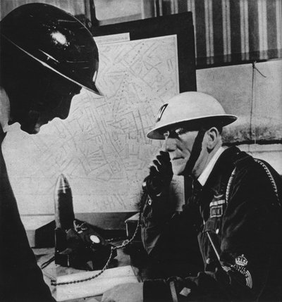 Fifty Thousand Incidents were reported to London Control Centres during the Blitz by Unbekannt