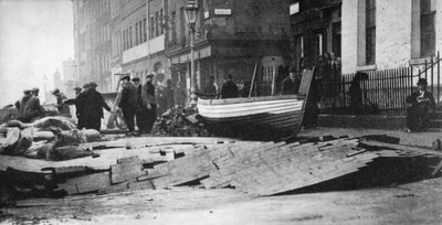 Flood Damage on the Victoria Embankment, London, 1928 by Unbekannt