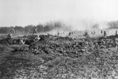 French Counter-Attack Between the Somme and the River Oise, Picardy, France by Unbekannt