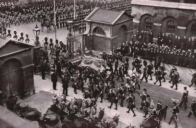 Funeral Procession of King Edward VII, Whitehall, London, 20 May 1910 by Unbekannt